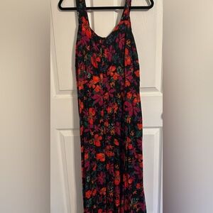 Beautiful floral Ava & Viv Dress